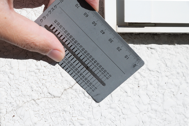 クラックスケール